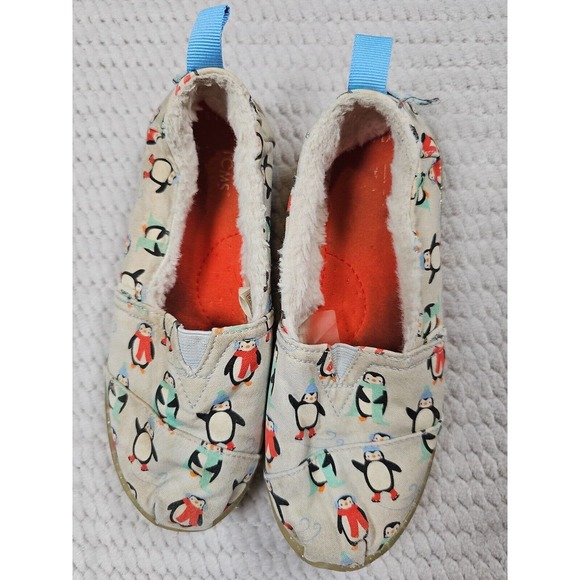 Toms Shoes Girls 1.5 Slip On Fur Lined Penguin Print - Picture 8 of 9
